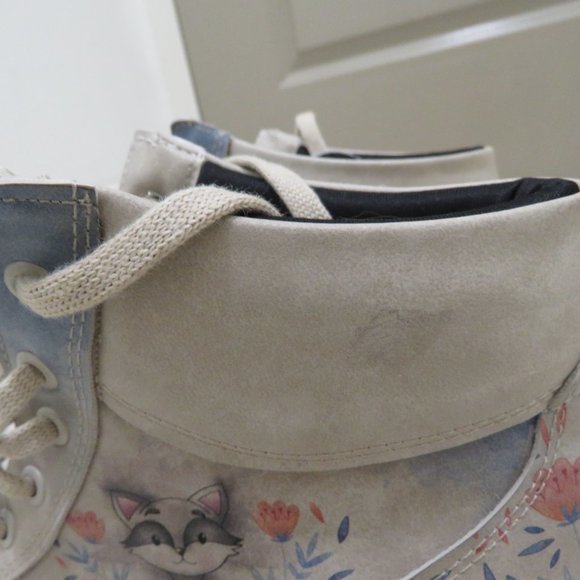 Dogo Women's Floral Lace Up Boots - Beige - Picture 10 of 16